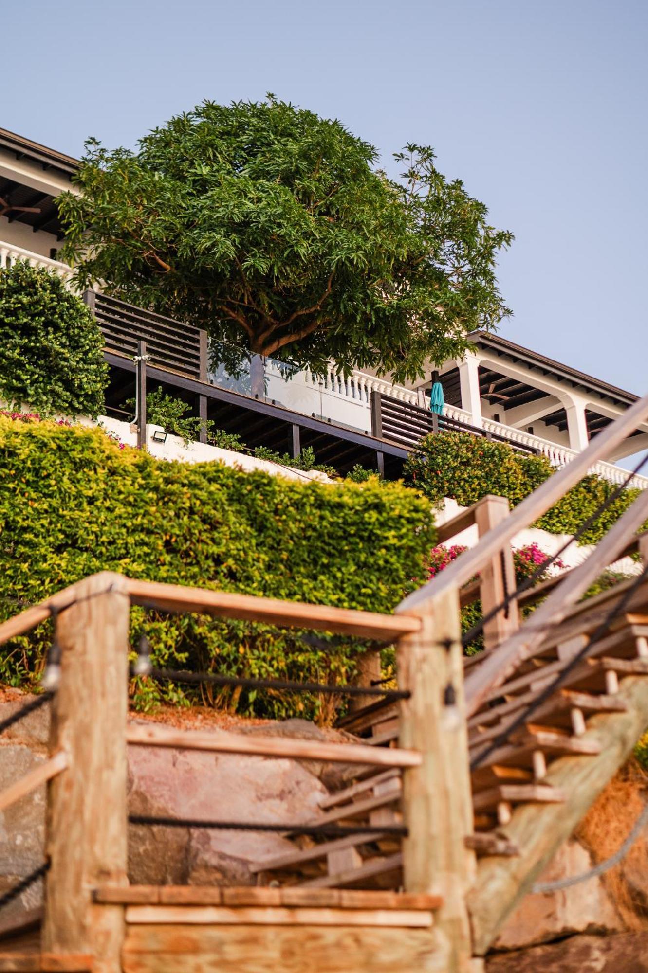 Hotel Sunset Reef St. Kitts Ottleyʼs Village Exteriér fotografie